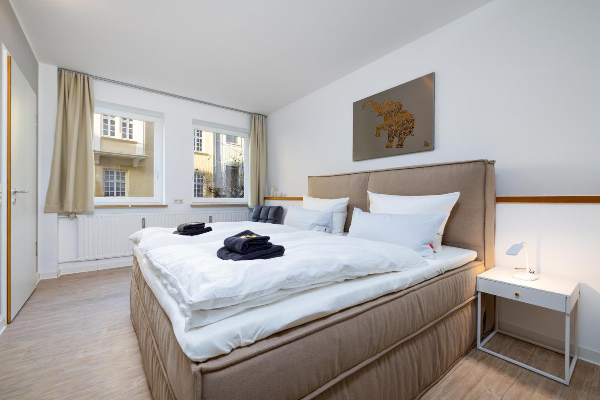 Primero City-Loftdomizil Innenstadt 84Qm Mit Grosser Gemeinschaftsterrasse Augsburg Exterior foto